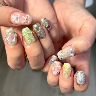 ネイル F. Lenaのネイルデザイン