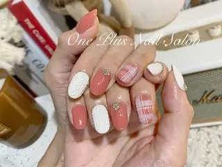 ネイル One Plus Nail Salonのネイルデザイン