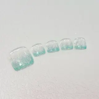 ネイル アネラ もか.⋆𝜗𝜚のネイルデザイン