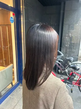 ミディアム カラー 脇野 真琴のヘアスタイル