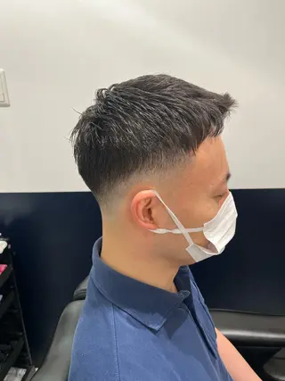 ショート メンズ・レディース シェービングAnのヘアスタイル