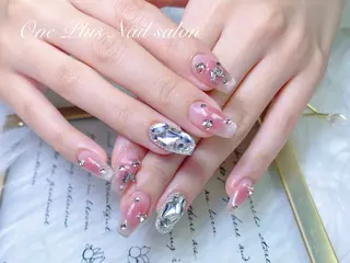 ネイル One Plus Nail Salonのネイルデザイン
