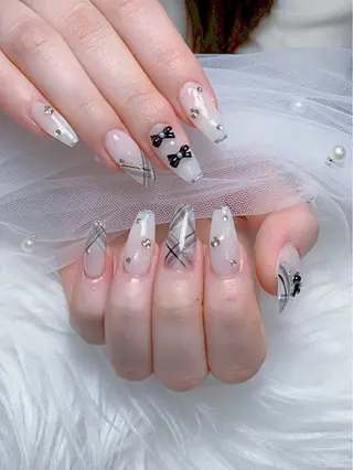 ネイル Mio_ Noiranailのネイルデザイン