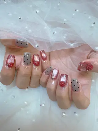 ネイル クイーンズネイル銀座所属・Queeens nailのネイルデザイン
