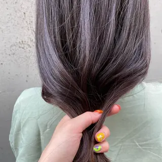 ロング putri店長 和田鈴采のヘアスタイル