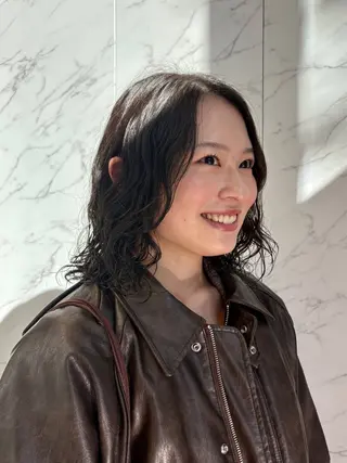 ミディアム miu /透明感カラーのヘアスタイル