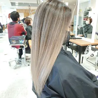 ロング カラー 艶髪✨ブリーチ職人 井手正康のヘアスタイル