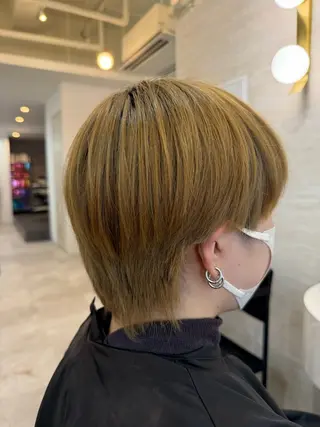 ショート カラー パーマ 🦁おとは🦁 EssbyLovisのヘアスタイル