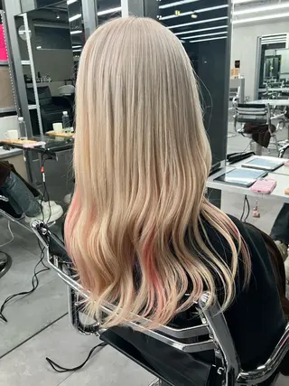 ロング 勝谷 悟史のヘアスタイル