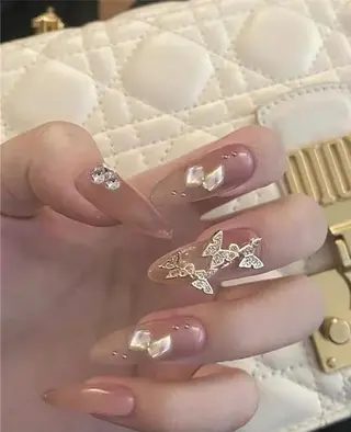 ネイル ゆず秋葉原 Vickyのネイルデザイン