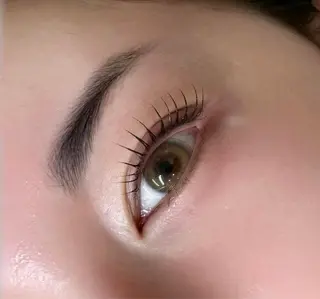 マツエク・マツパ SALON DE CELEBRATE 勝田台店所属・高橋 きこのマツエク・マツパデザイン