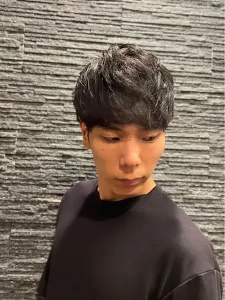 ミディアム まえひら じおんのヘアスタイル