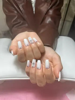 ネイル M.nailsalon所属・M. nail【銀座店】のネイルデザイン