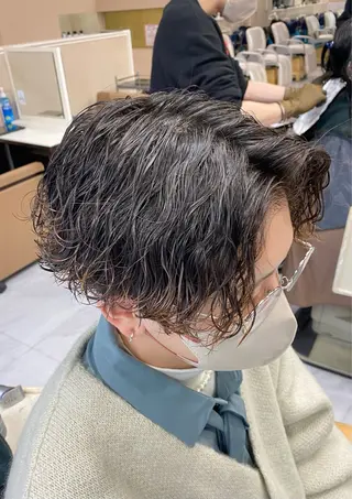 パーマ メンズ 🌴パーマオタク🌴 長谷川　諒佑🌈のヘアスタイル