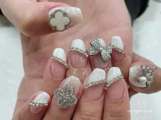 ネイル Nail Salon To Beのネイルデザイン