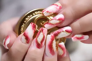 ネイル ママリンド　志村坂上店所属・しみ えんのネイルデザイン