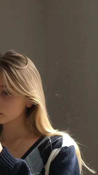 ロング 艶髪ハイトーンカラー 渋谷🎀ririkaのヘアスタイル