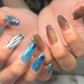 ネイル Nail Salon L'arc所属・💊大阪/心斎橋 moni🧠のネイルデザイン