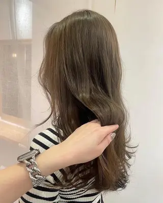 ロング レイヤーカット‎🤍 /ともえ🤎🧸のヘアスタイル