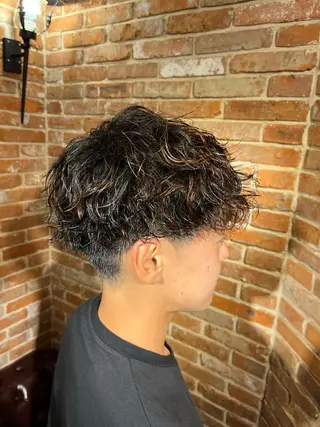 パーマ メンズ UNTRACE -BARBER SHOP所属・工藤 千織のヘアスタイル