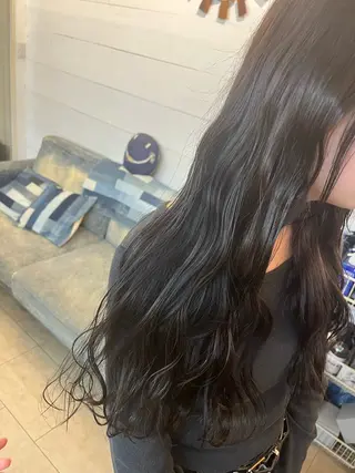 ロング ヘアアレンジ 上西 花奏の眉毛・アイブロウイメージ