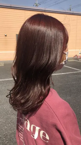 セミロング カラー 川元 汐音のヘアスタイル