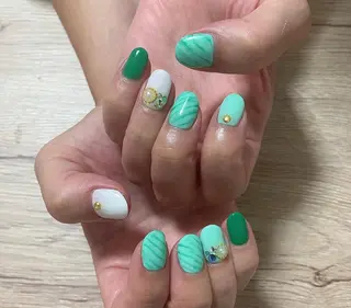 ネイル MINAMI nailsのネイルデザイン