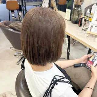 ミディアム ピンク・ラベンダー 艶カラー🍁かえでのヘアスタイル