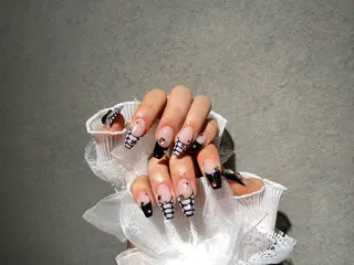 ネイル I-nailロング /ワンホン/キラキラのネイルデザイン