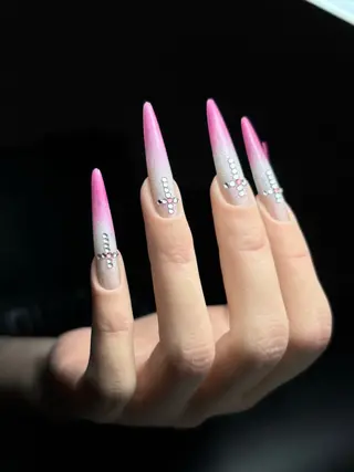 ネイル モンナ CCのネイルデザイン