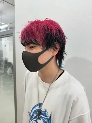 セミロング カラー メンズ GLOWおもろまち所属・ヘントナ カイのヘアスタイル