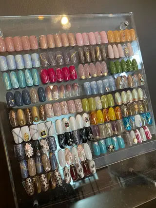 ネイル NAIL Salon IP所属・長谷川 奈緒美のネイルデザイン