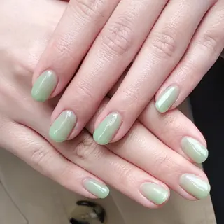 ネイル MOM  原宿店所属・MoM マムネイル原宿のネイルデザイン