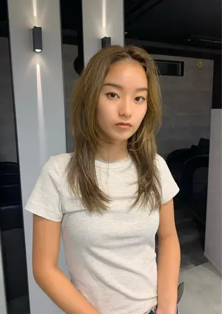 セミロング カラー hao所属・✨美髪矯正✨髪質改善 ✨レイヤー✨大山　悠のヘアスタイル