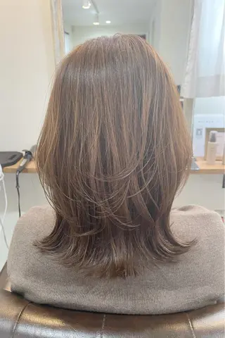 ミディアム 山形 ゆりのヘアスタイル