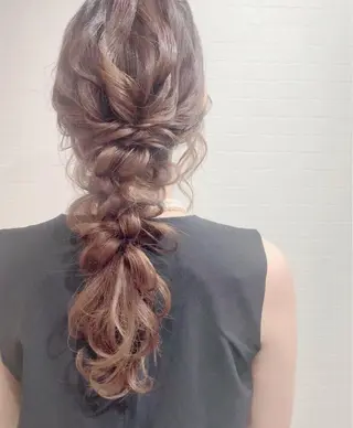 ロング ヘアアレンジ GRANLUSSO 〜グランルッソ駅前店所属・木口 嘉美のヘアスタイル