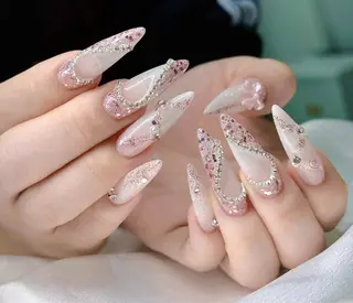 ネイル REI レイのネイルデザイン