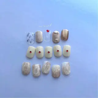 ネイル &. momoのネイルデザイン