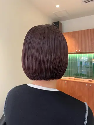 ミディアム カラー RINA🧤 デザインとボブのヘアスタイル