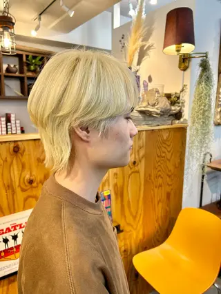 ショート カラー LEB所属・下河 宗太のヘアスタイル