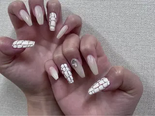 ネイル ToliyDeliy akemiのネイルデザイン