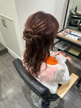 セミロング ヘアアレンジ 艶髪レイヤー上田 紗也🇰🇷💗のヘアスタイル