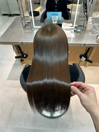 ロング ✨髪質改善特化✨副 店長椎葉信乃介のヘアスタイル