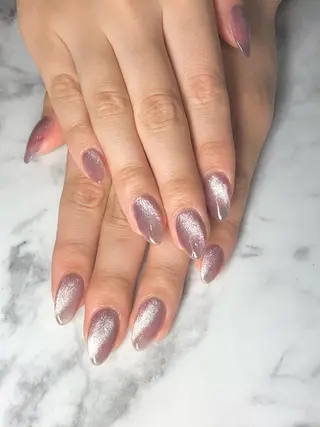 ミディアム ネイル 🦋Kiyomi. 🦋のネイルデザイン