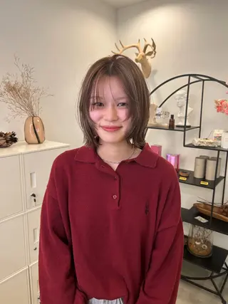 カラー 鳥居 愛子のヘアスタイル