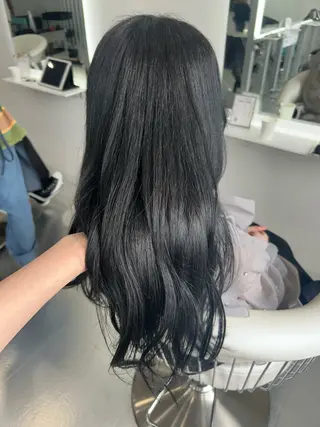 ロング カラー あやめ🪽 オリーブ/ハイトーンのヘアスタイル