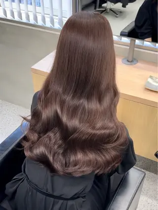 ロング カラー PELE所属・愛されミルクティー 💍🎀yuiのヘアスタイル