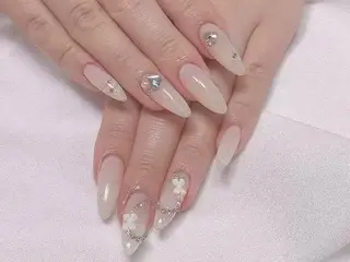 ネイル ジョリ kasumi🌹💅のネイルデザイン