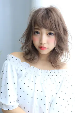 ミディアム 小顔カット/レイヤー 【WiLL】加藤のヘアスタイル