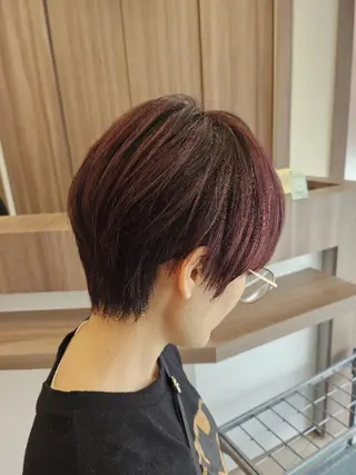 ショート カラー ナチュラル暖色カラー 🤎 佐藤栞のヘアスタイル